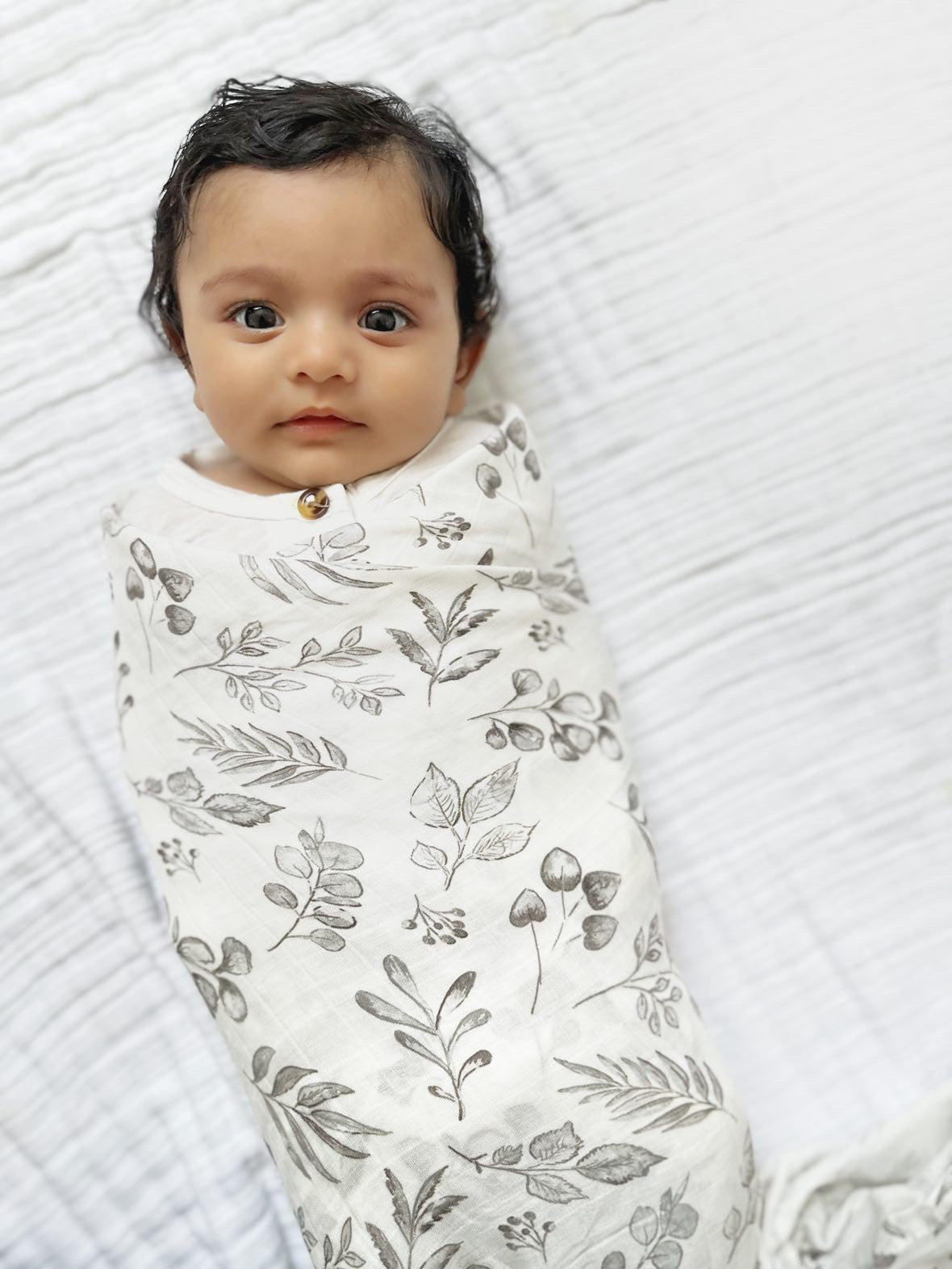 Lovely Leaves Grey X-Large Muslin Swaddle