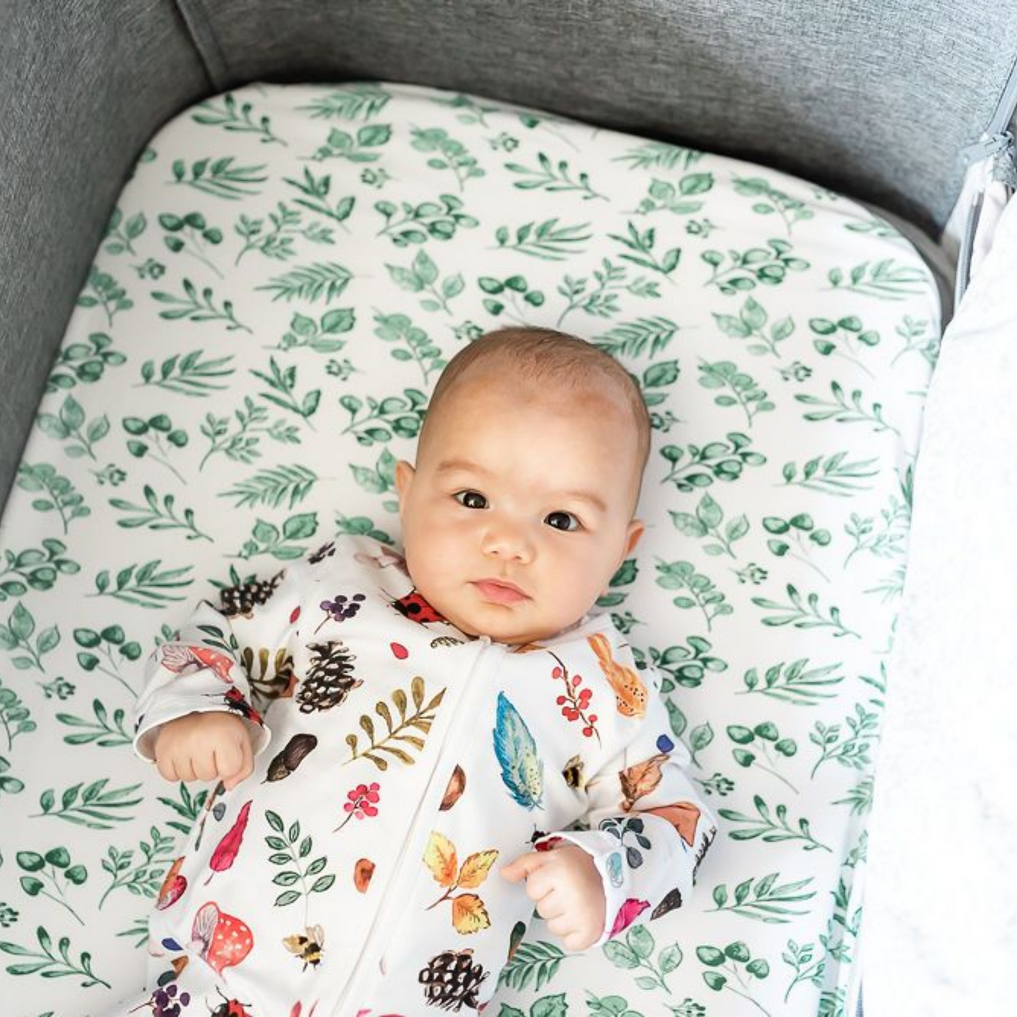 Lovely Leaves Green Change Pad Covers/Bassinet Sheets