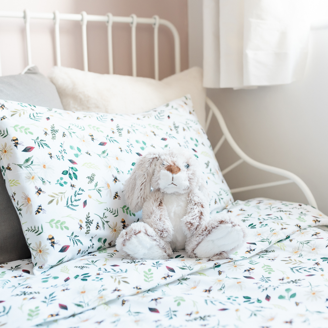 Honey Bee Aesthetic Bedding Set