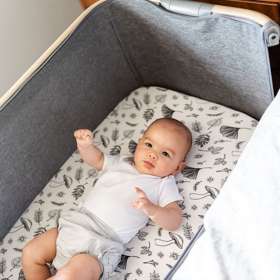 baby trend bassinet sheets Woodland Bedside Crib Sheet/Changing Mat Cover